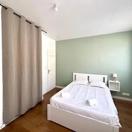 Apartamento L'haussmaninen, En Plein Centre De *
